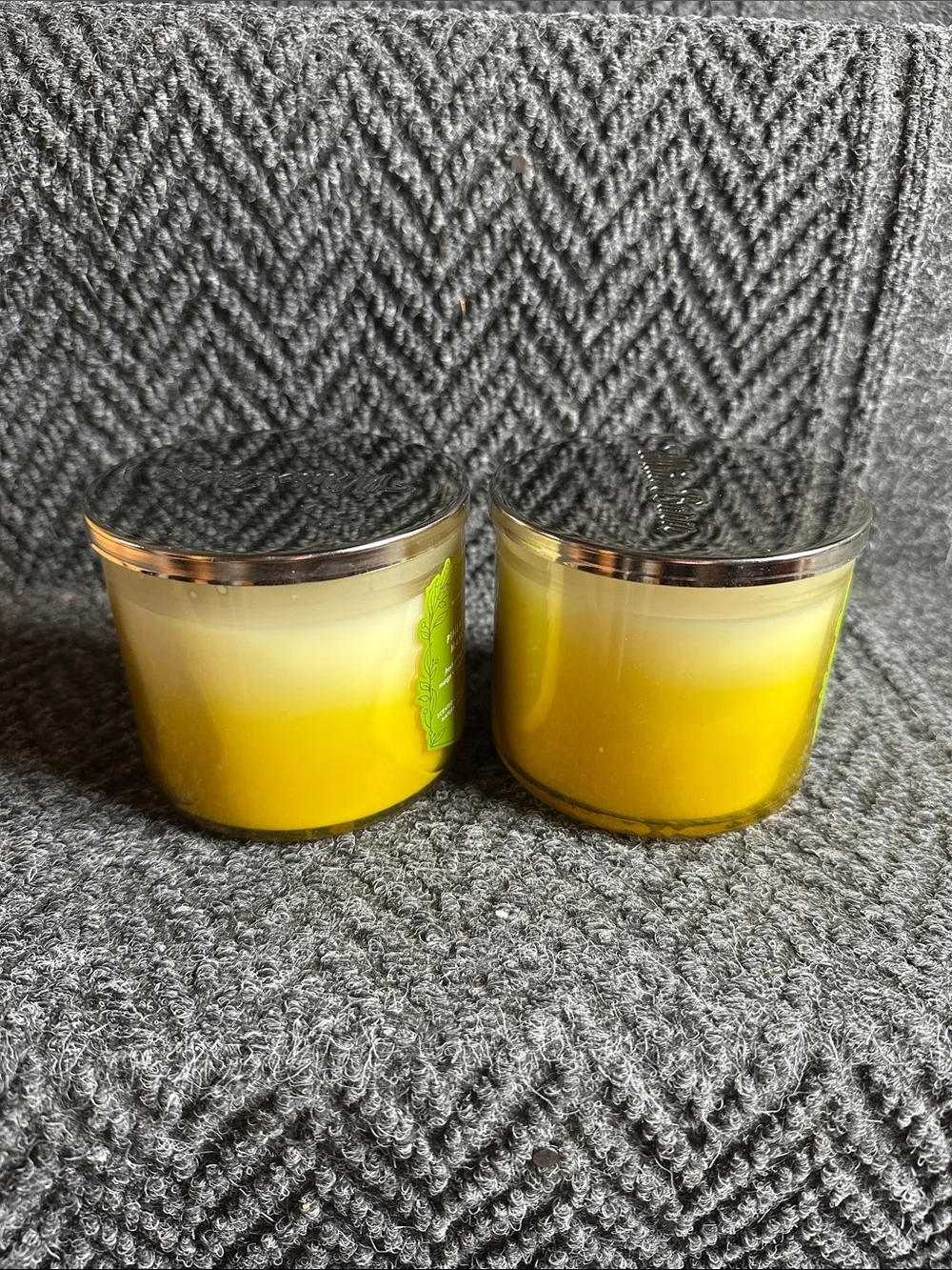 White Barn Pineapple Mango 3 Wick Candle